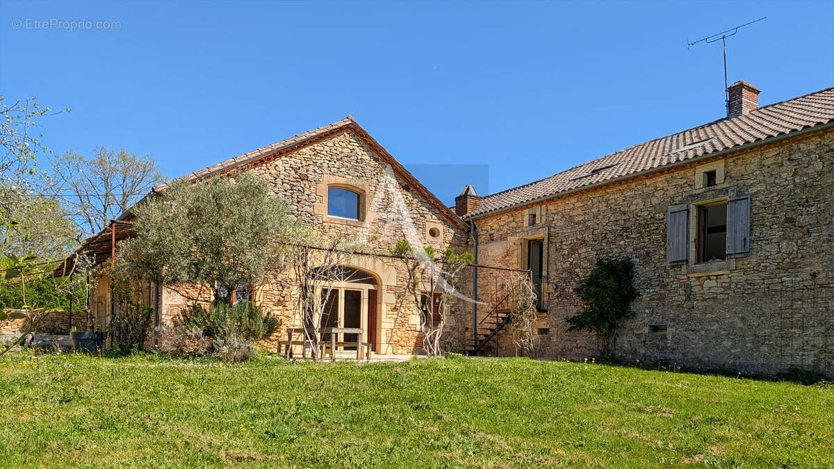 Maison en pierre avec un petit gite indépendant en campagne - photo 2