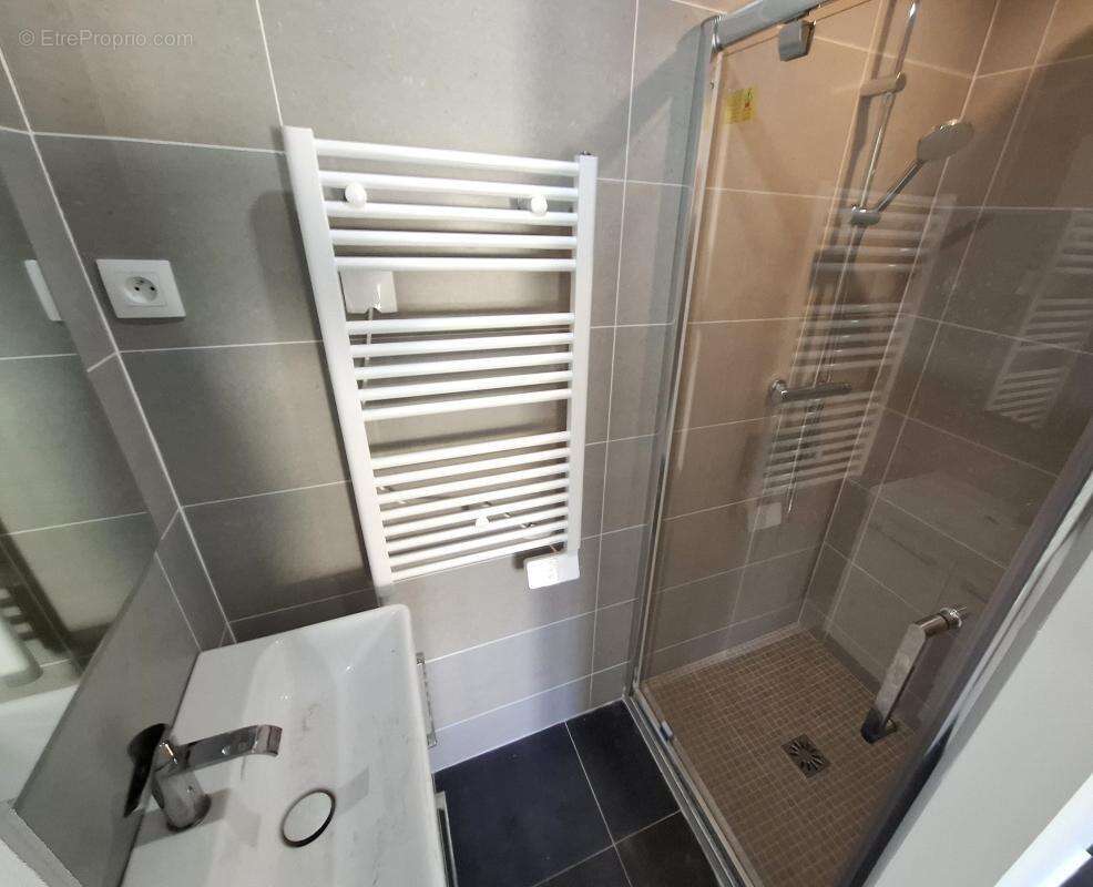 Maison à CUISE-LA-MOTTE