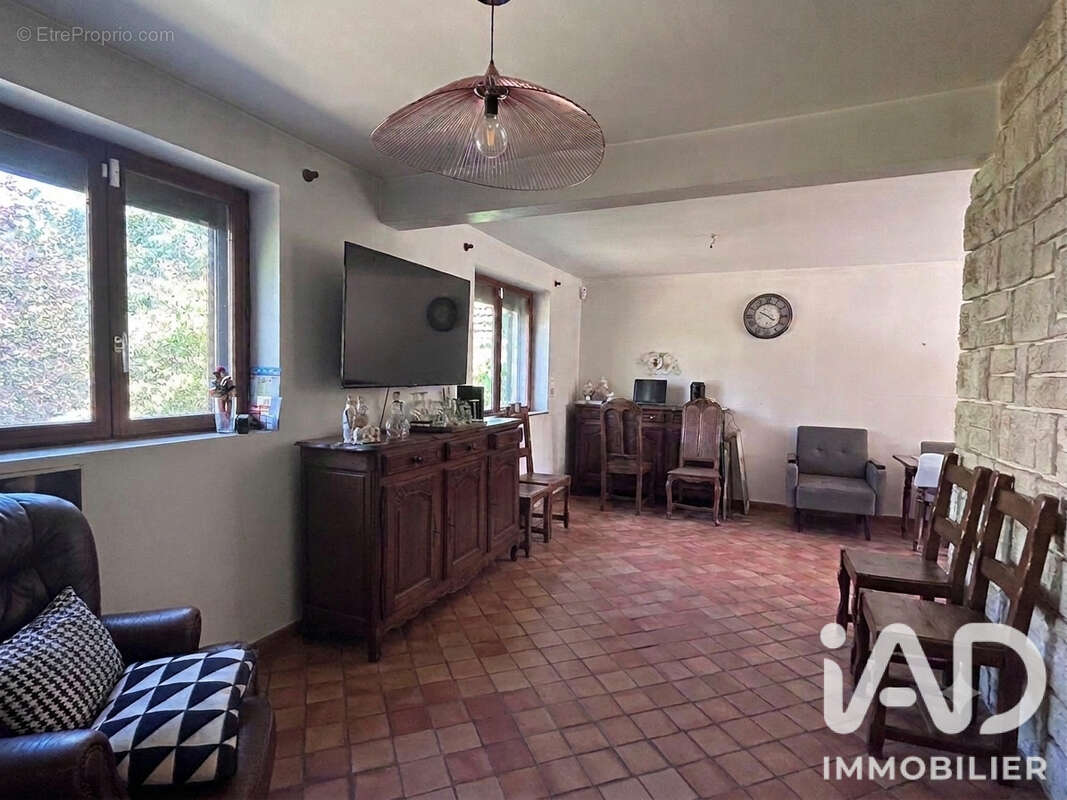 Maison 122 m² à Ponchon  - photo 3