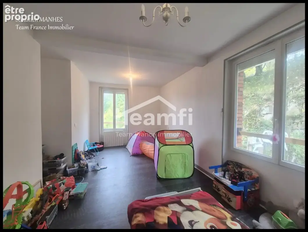 Maison 134 m² à La Monnerie-Le-Montel  - photo 9
