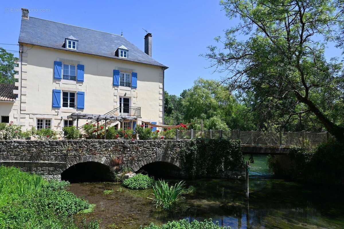 Maison à POITIERS