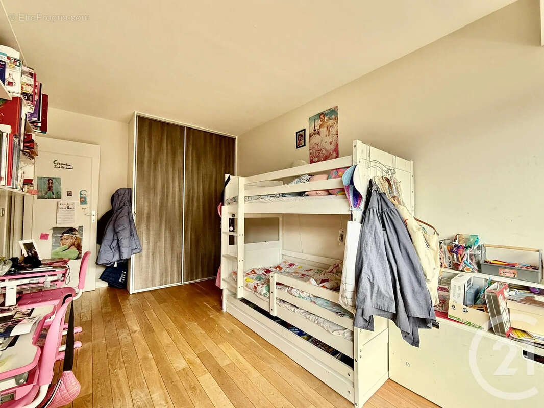 Appartement à CLICHY