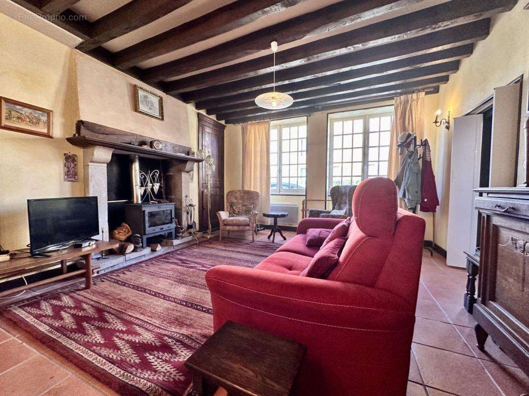 Maison à BETETE