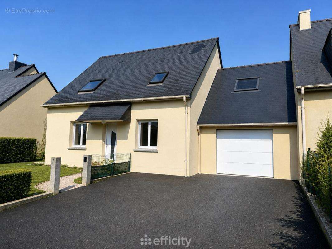 Maison à IFFENDIC