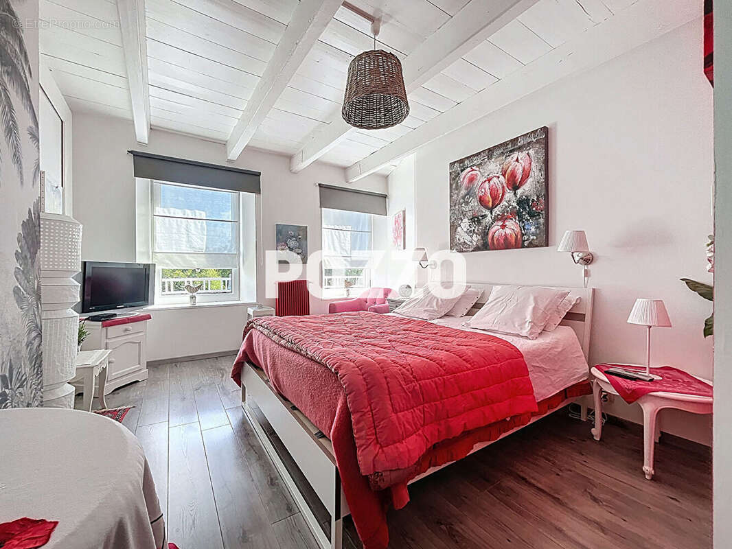 Maison à LONGUEVILLE