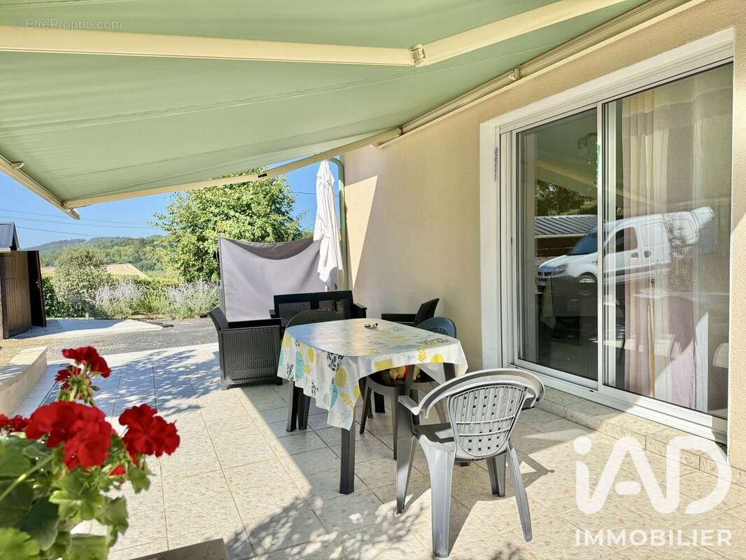 Maison 160 m² à Aubas  - photo 3
