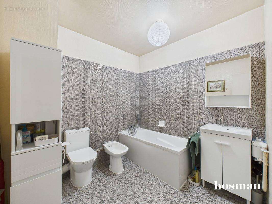 Appartement à PARIS-18E