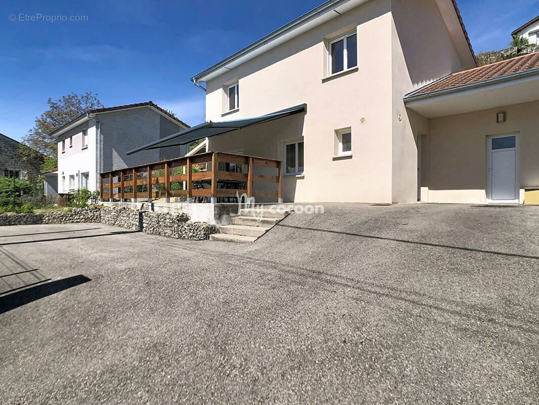 Maison à PONT-D'AIN