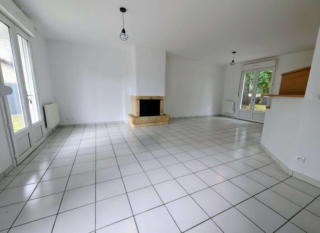 Maison Saugnac Et Muret 5 pièce(s) 94 m2 - photo 8