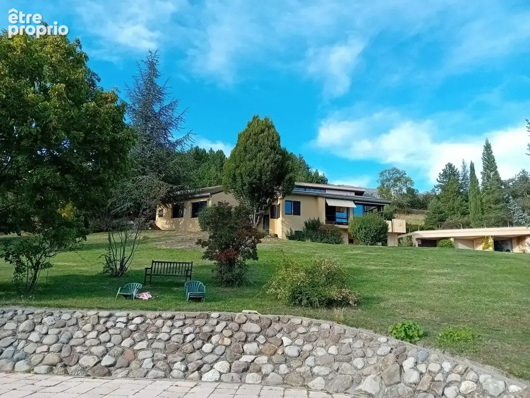 Photo Maison à Prunieres au prix de 1 133 000€