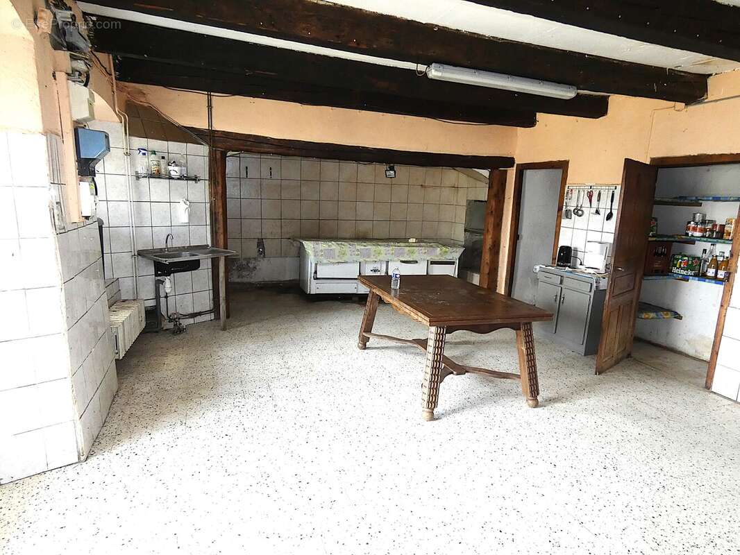 (1460 m²) Ancienne ferme avec vue sur le Mont Gerbier de Jonc  - photo 9
