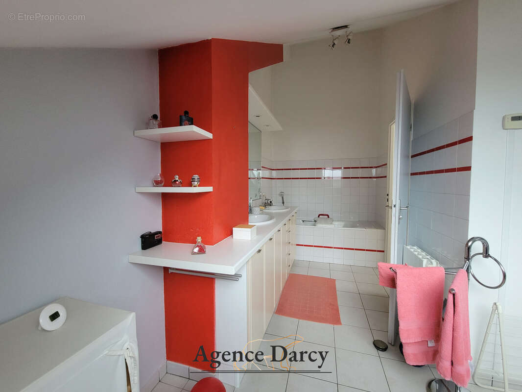 Appartement à CHEVIGNY-SAINT-SAUVEUR