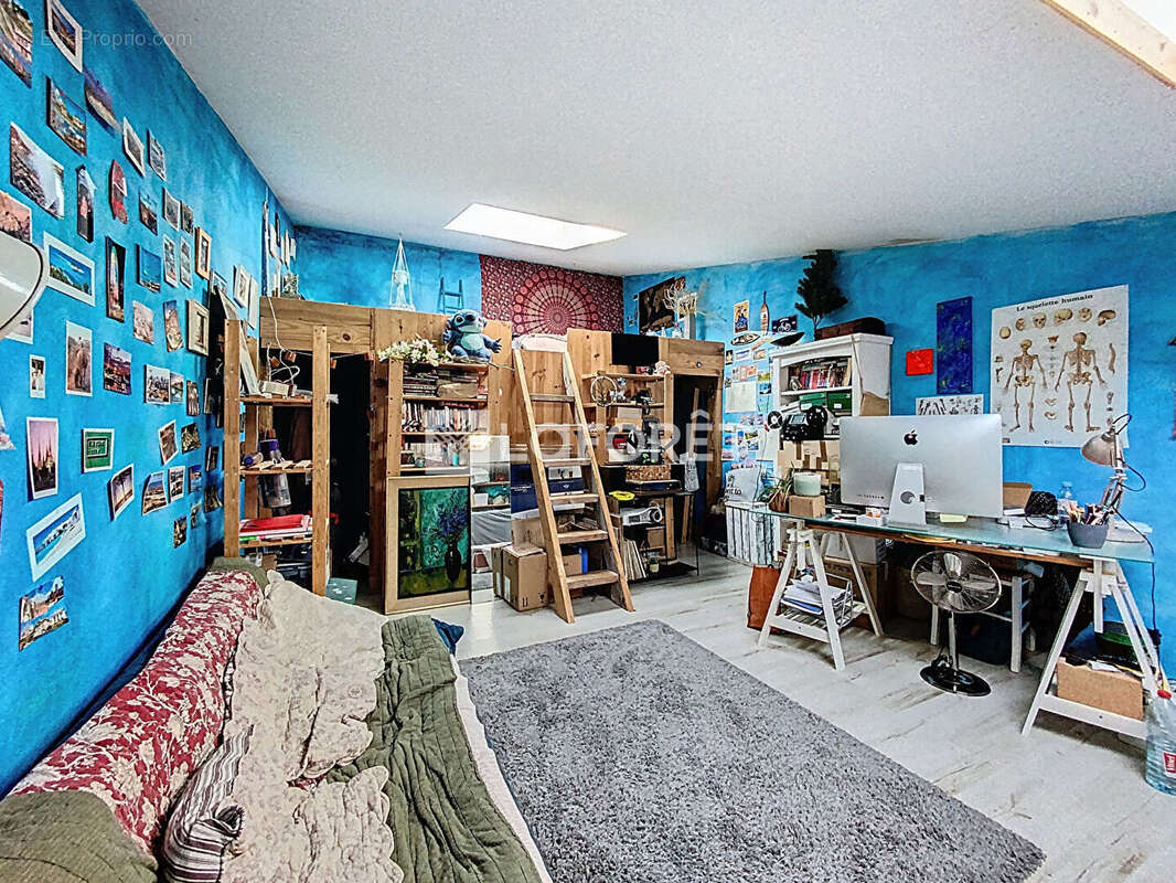 Maison à VERNEUIL-SUR-SEINE