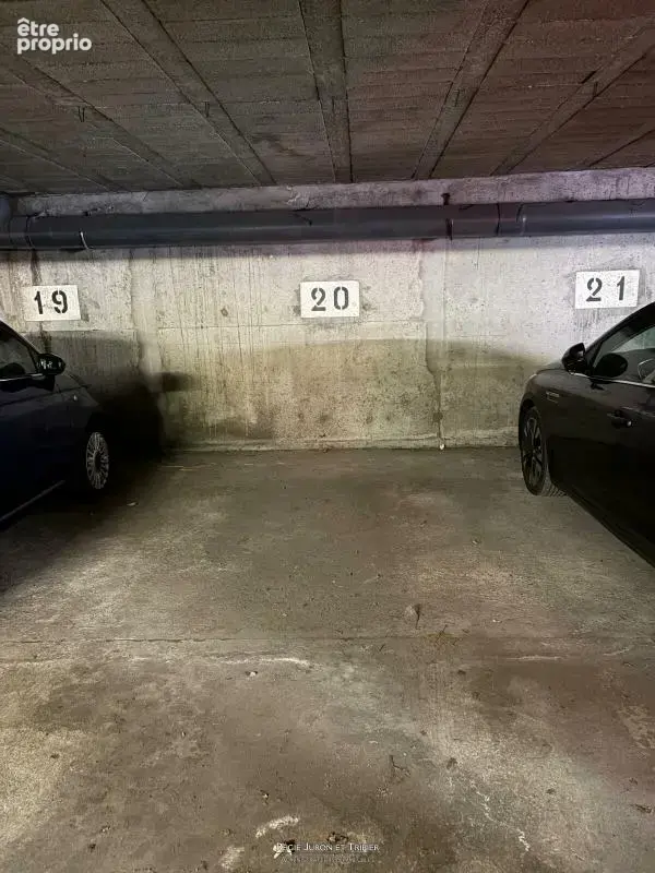 Photo Parking à Villeurbanne au prix de 10 000€