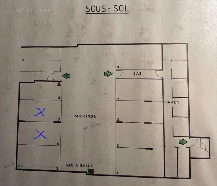 Parking à JUVISY-SUR-ORGE