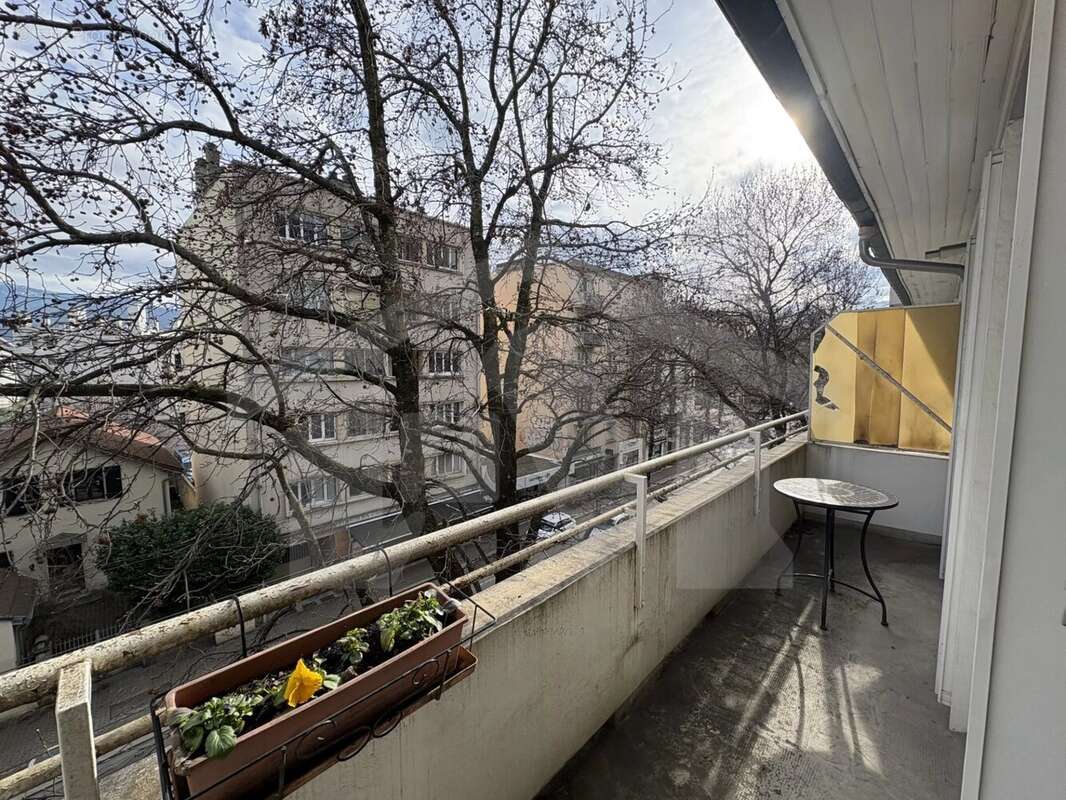 Appartement à GRENOBLE