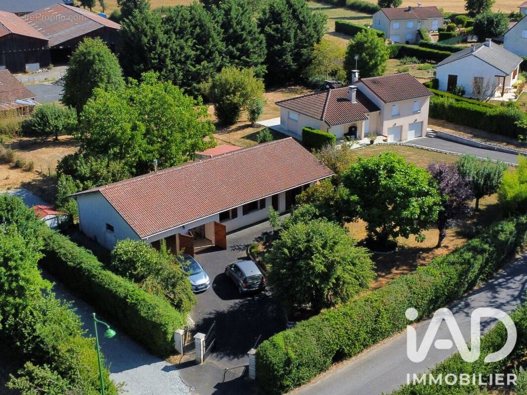 Photo 1 - Maison à YTRAC
