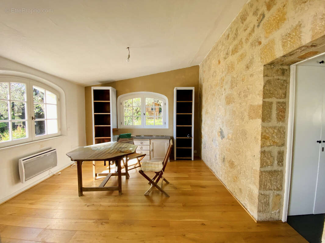 Maison à SPERACEDES