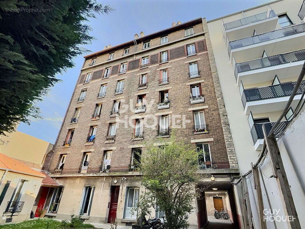 Appartement à AUBERVILLIERS