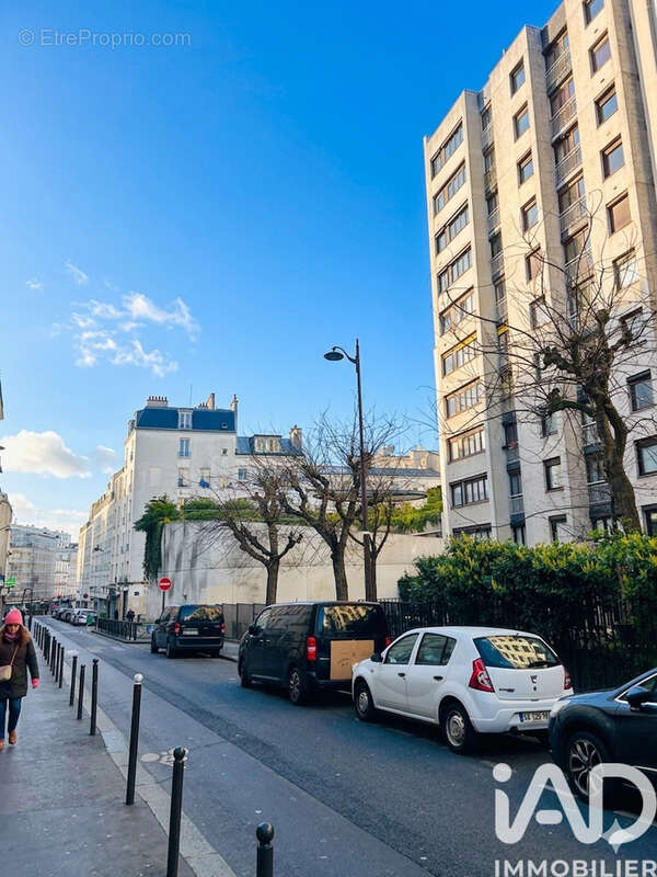 Photo 3 - Appartement à PARIS-18E