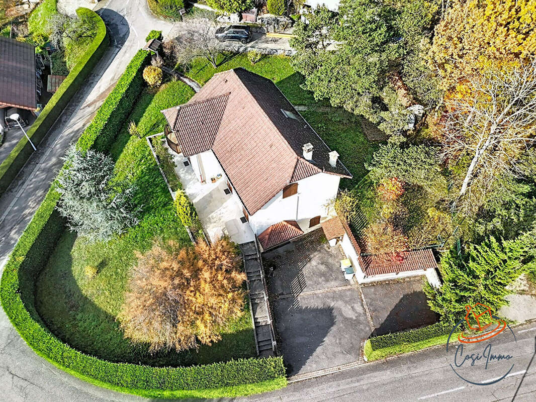 Maison à BELLEGARDE-SUR-VALSERINE