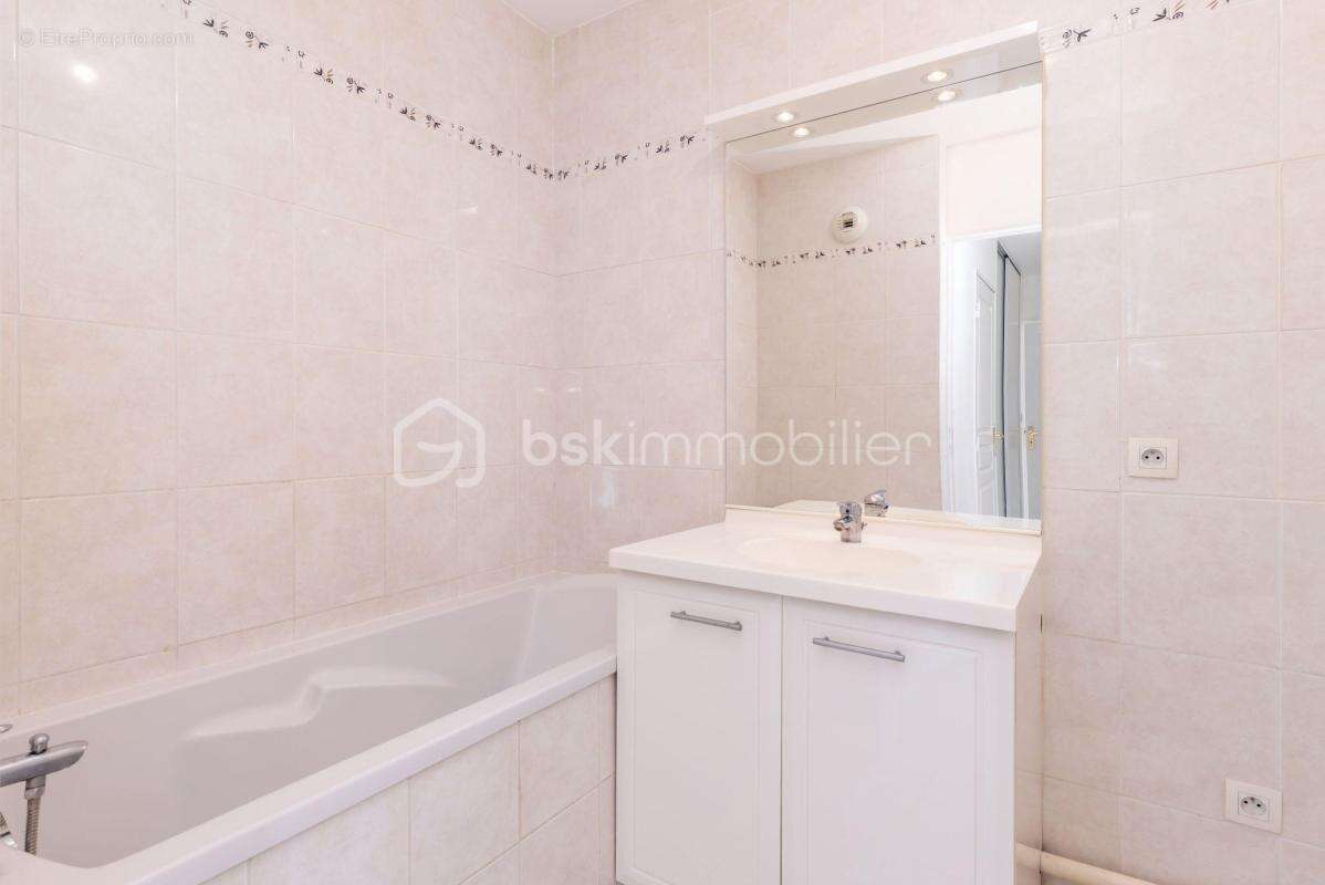 Appartement t3 – centre-ville – tram t10 - photo 10