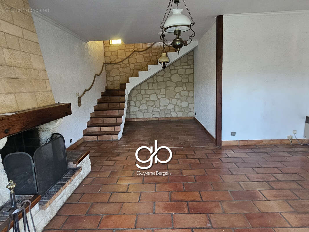 Maison à SAINT-GELY-DU-FESC