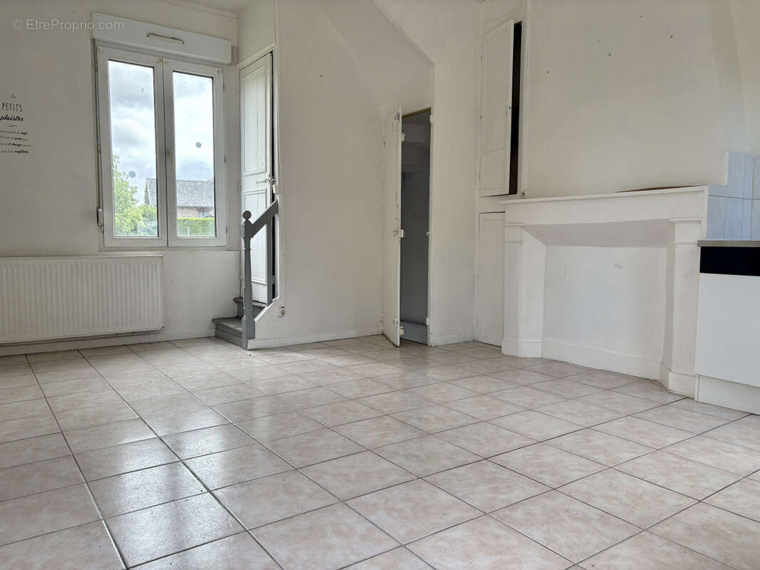 Maison à NESLE-NORMANDEUSE