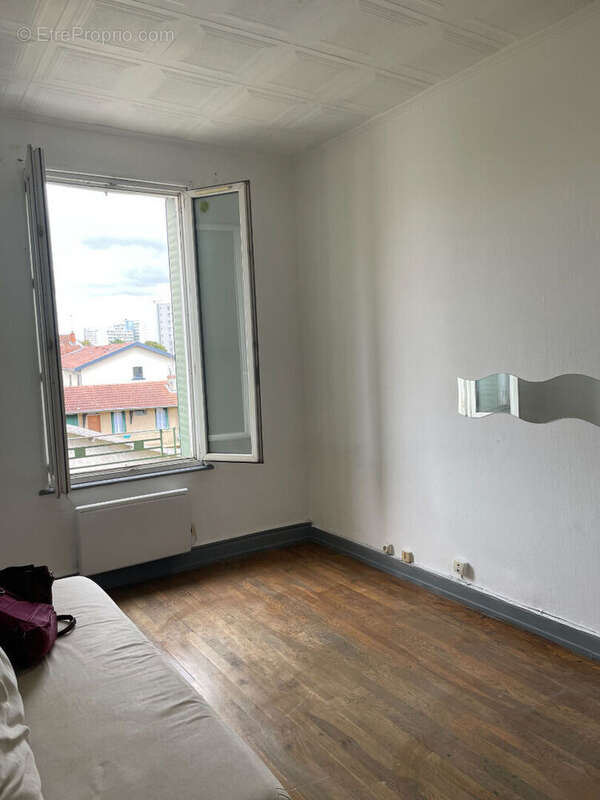 Appartement à LYON-8E
