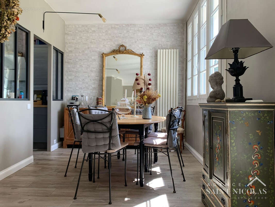  ILE BELLE de MEULAN : exceptionnelle villa ART DECO de 180 m2 rénovée avec authenticité. - photo 3