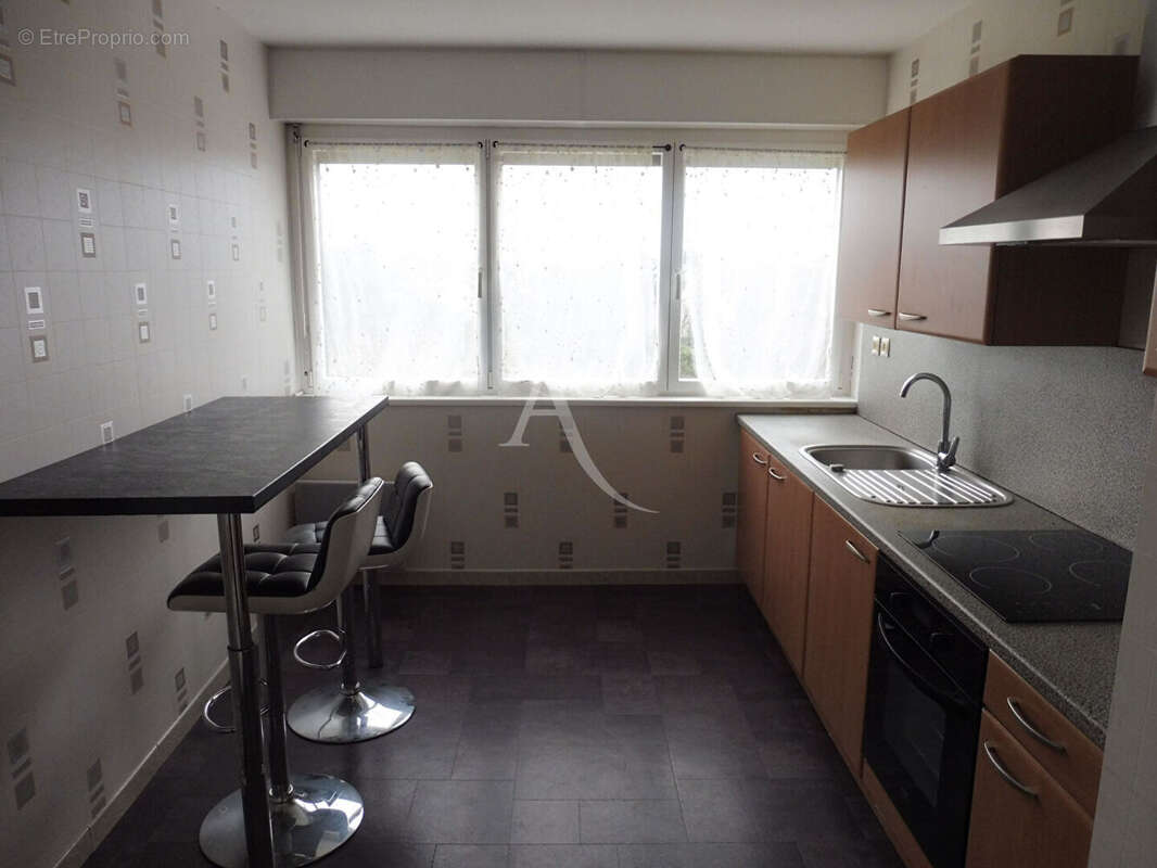 Appartement à LA CHAUSSEE-SAINT-VICTOR