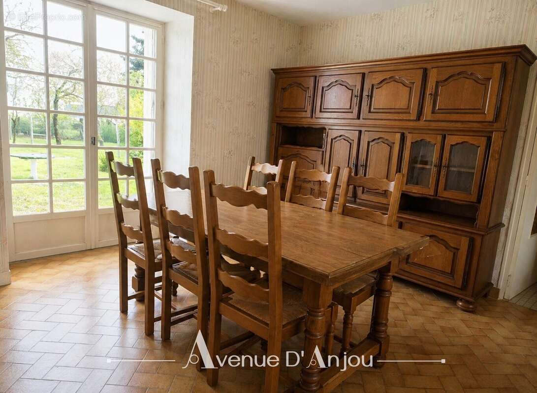 Maison à LA POUEZE