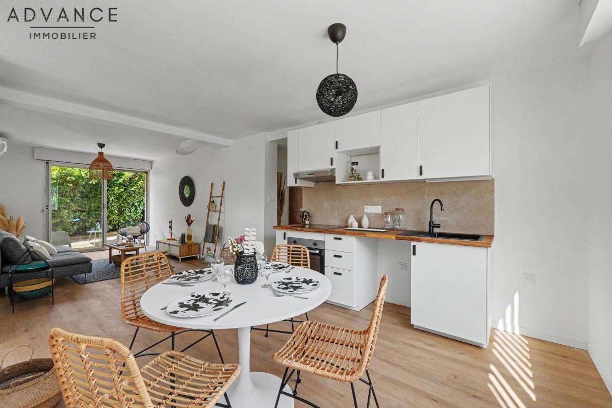 T3 rénové 68 m2 - 2 terrasses et parking - Amidonniers - photo 2