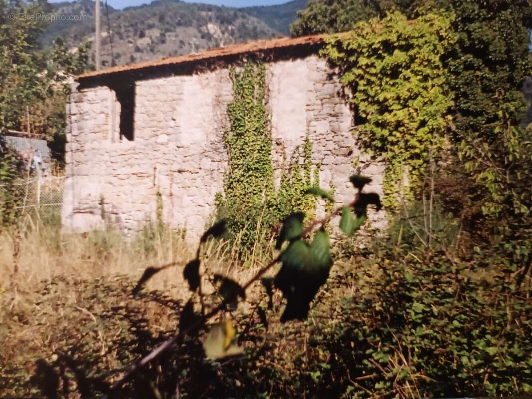 Terrain à LUCERAM