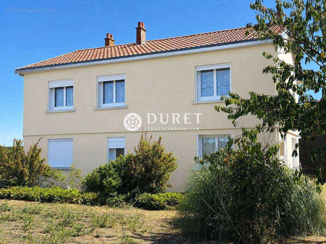 Maison à BEAUPREAU