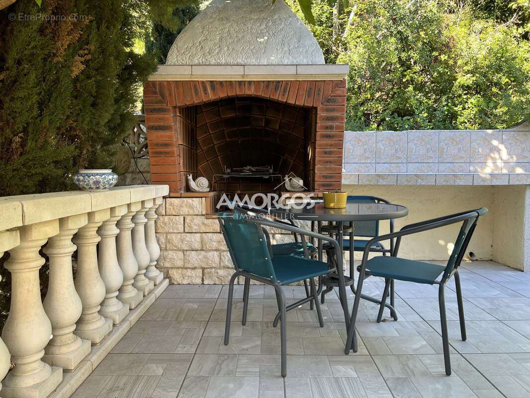 Maison à EVENOS