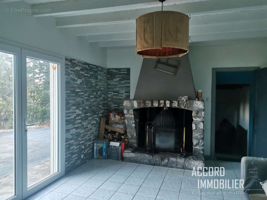 Maison à LA SALVETAT-SUR-AGOUT