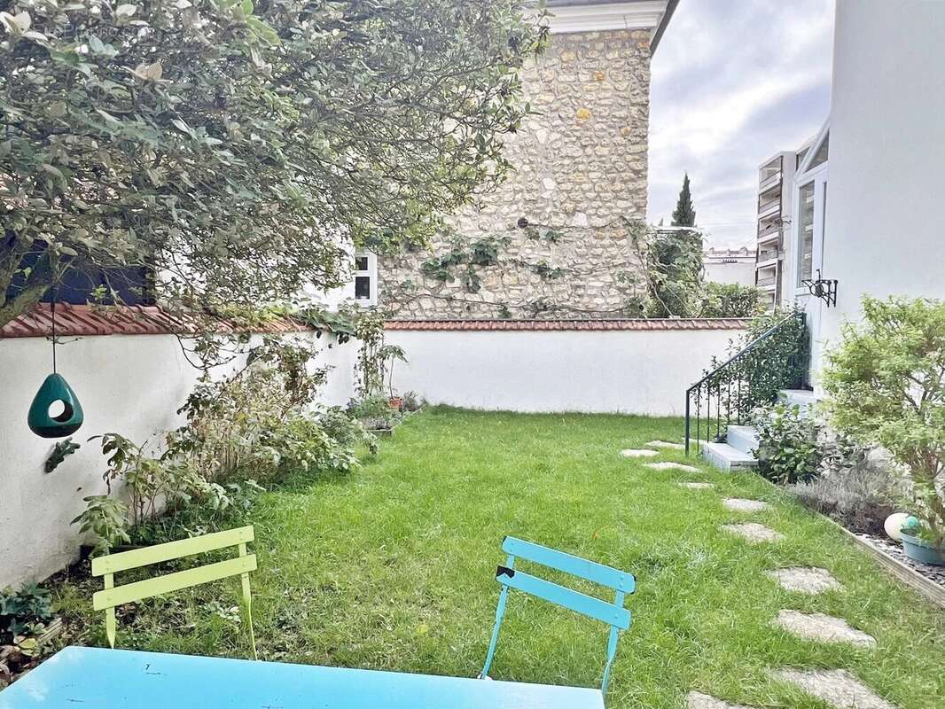 Maison à SAINT-MAUR-DES-FOSSES