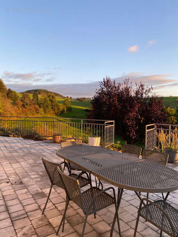 Maison à LA CHAPELLE-D'AUREC