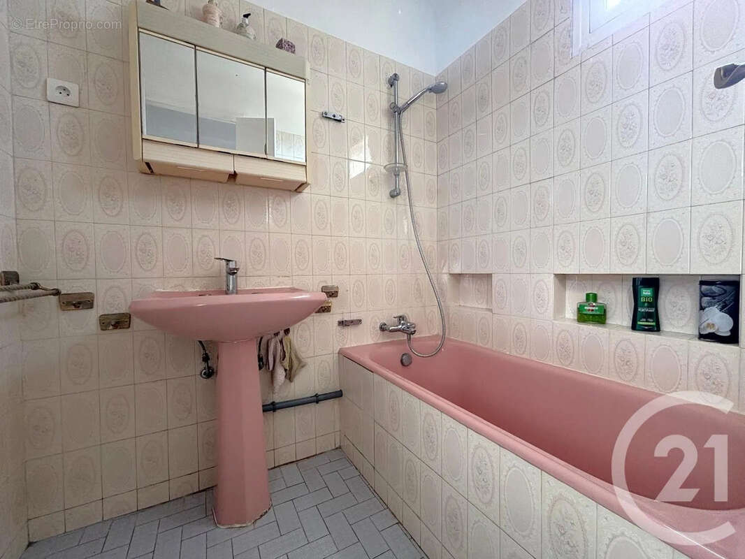Appartement à LE CANNET