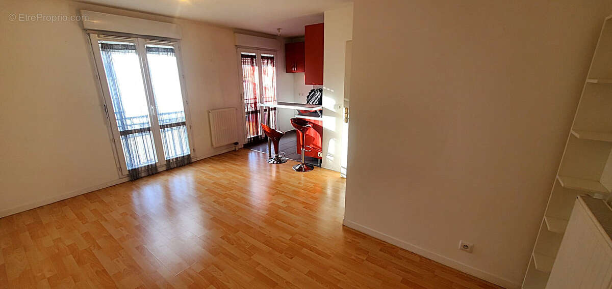 Appartement à VAIRES-SUR-MARNE