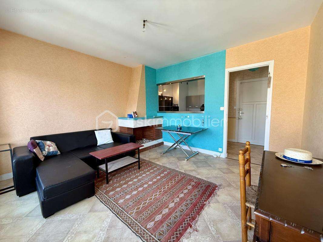 Appartement T3 de 54 m² – Centre-ville de Royan À seulement 5 minutes à pied de la plage ! - photo 5