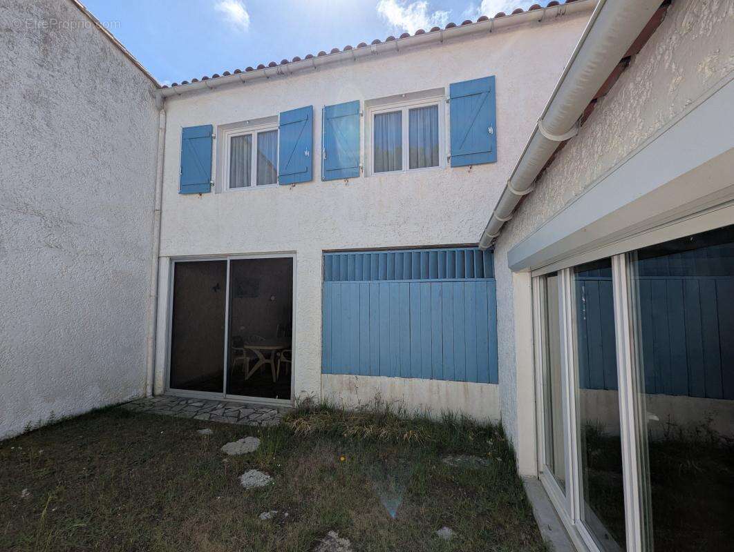 Maison à LES MATHES