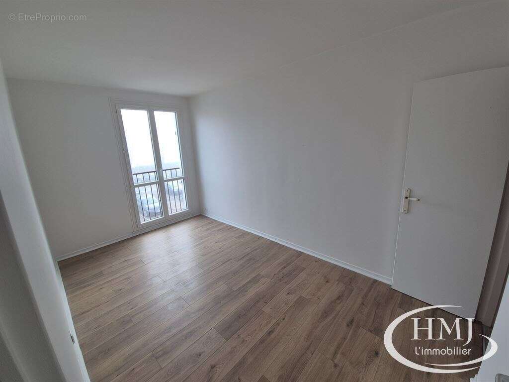 Appartement à BRETIGNY-SUR-ORGE