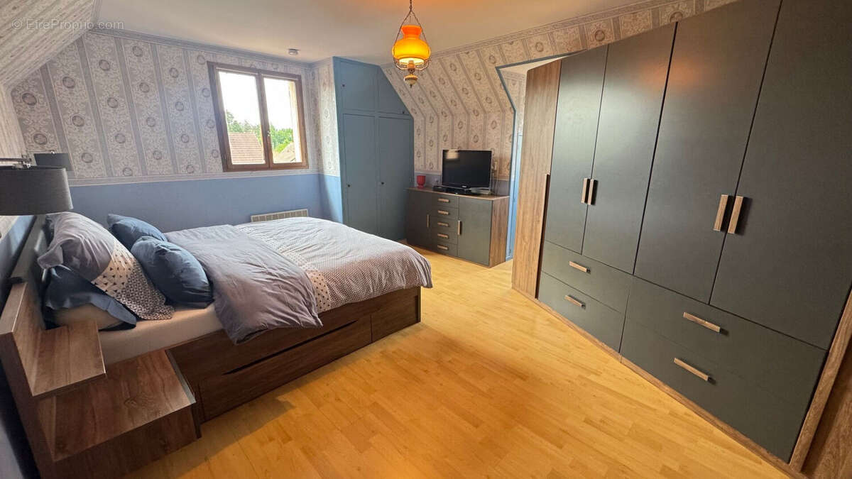 Maison à NEUNG-SUR-BEUVRON