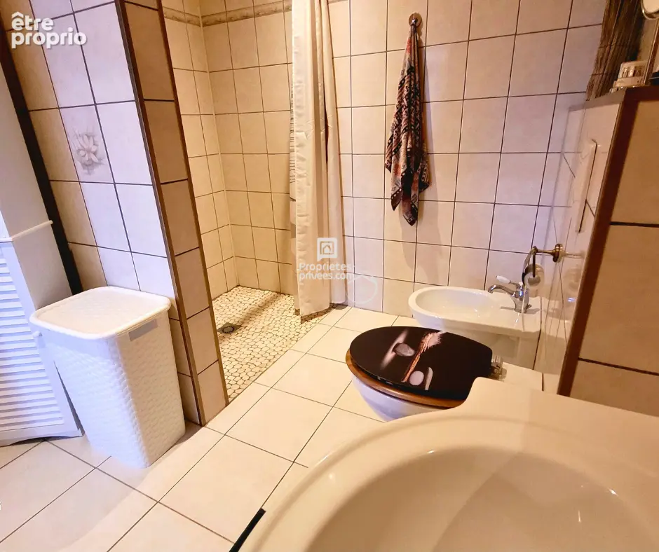 Lagorce - Maison de plain-pied avec logement indépendant - 339 000  HAI - photo 18
