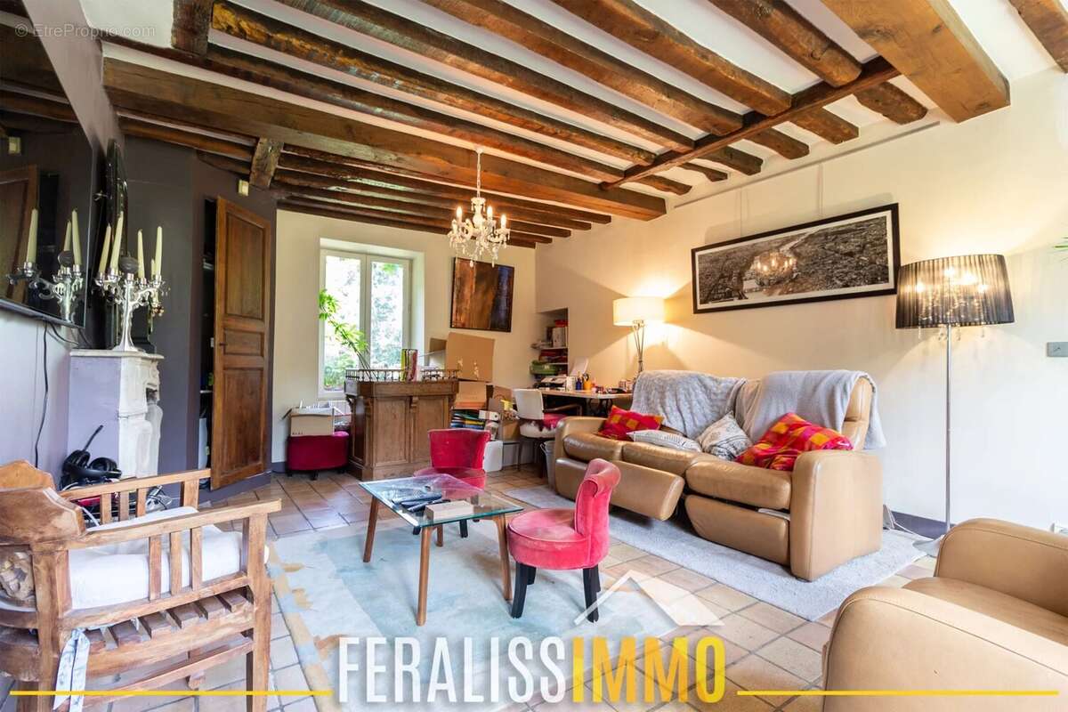 Maison à AVERNES