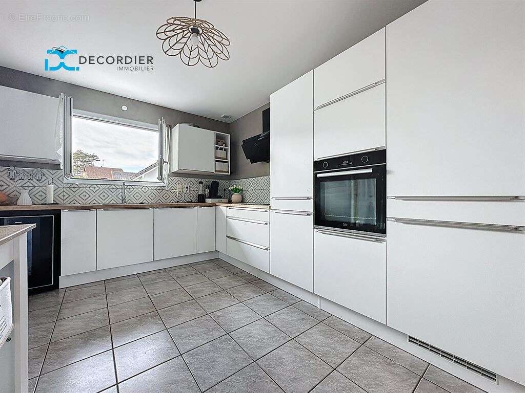 Maison neuvecelle centre - photo 7