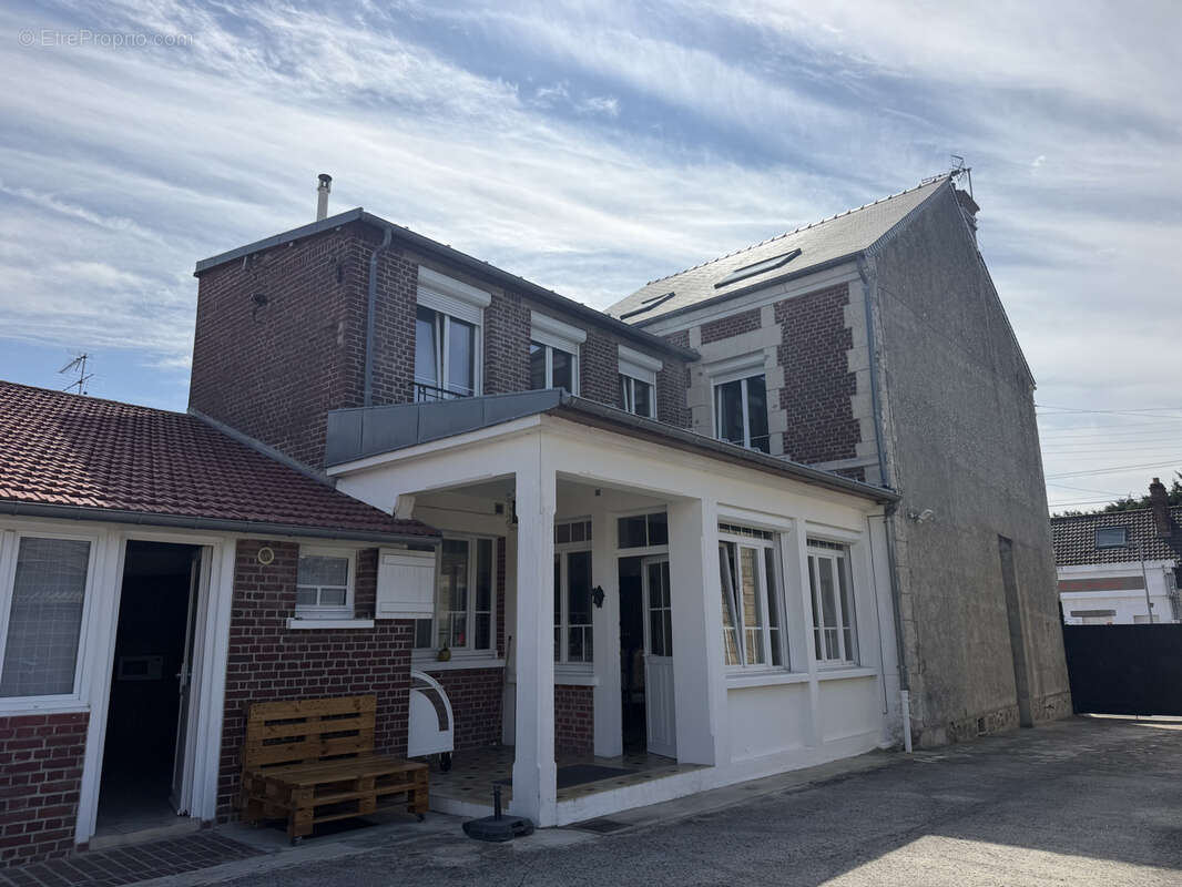 Maison avec dependances - photo 20