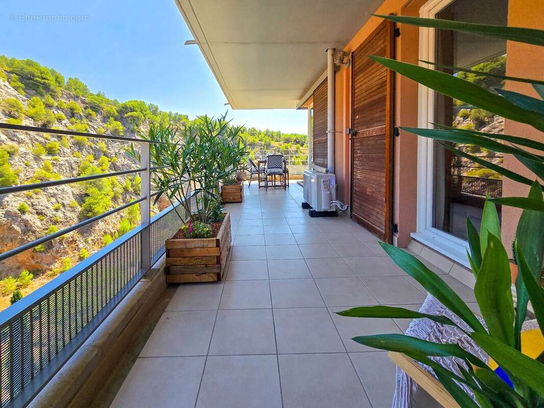 Résidence Les Marches du Soleil  Appartement T3 en dernier étage - photo 3